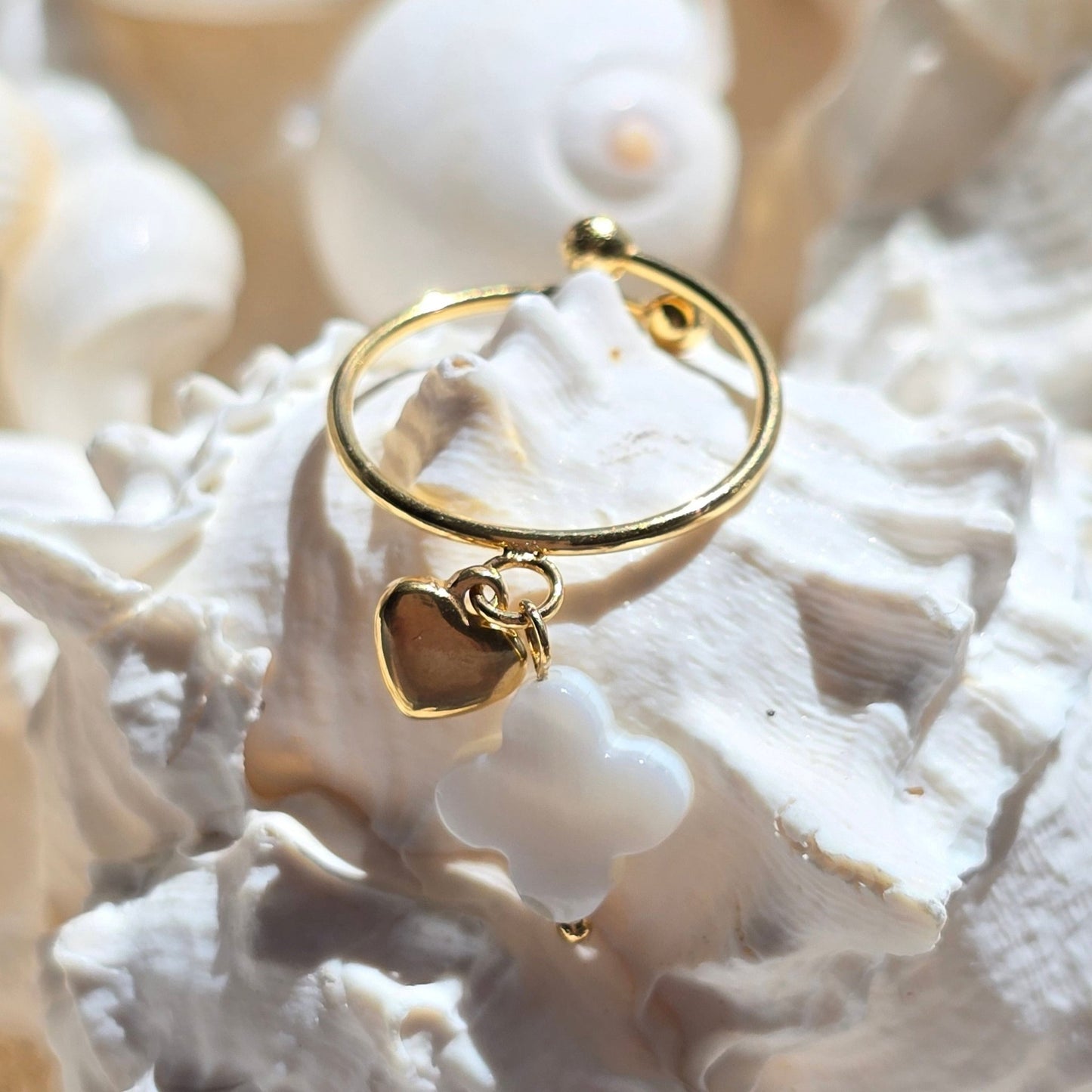 dainty waterproof mini clover gold vacation ring