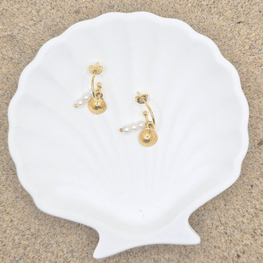 dainty lightweight gold beach earrings