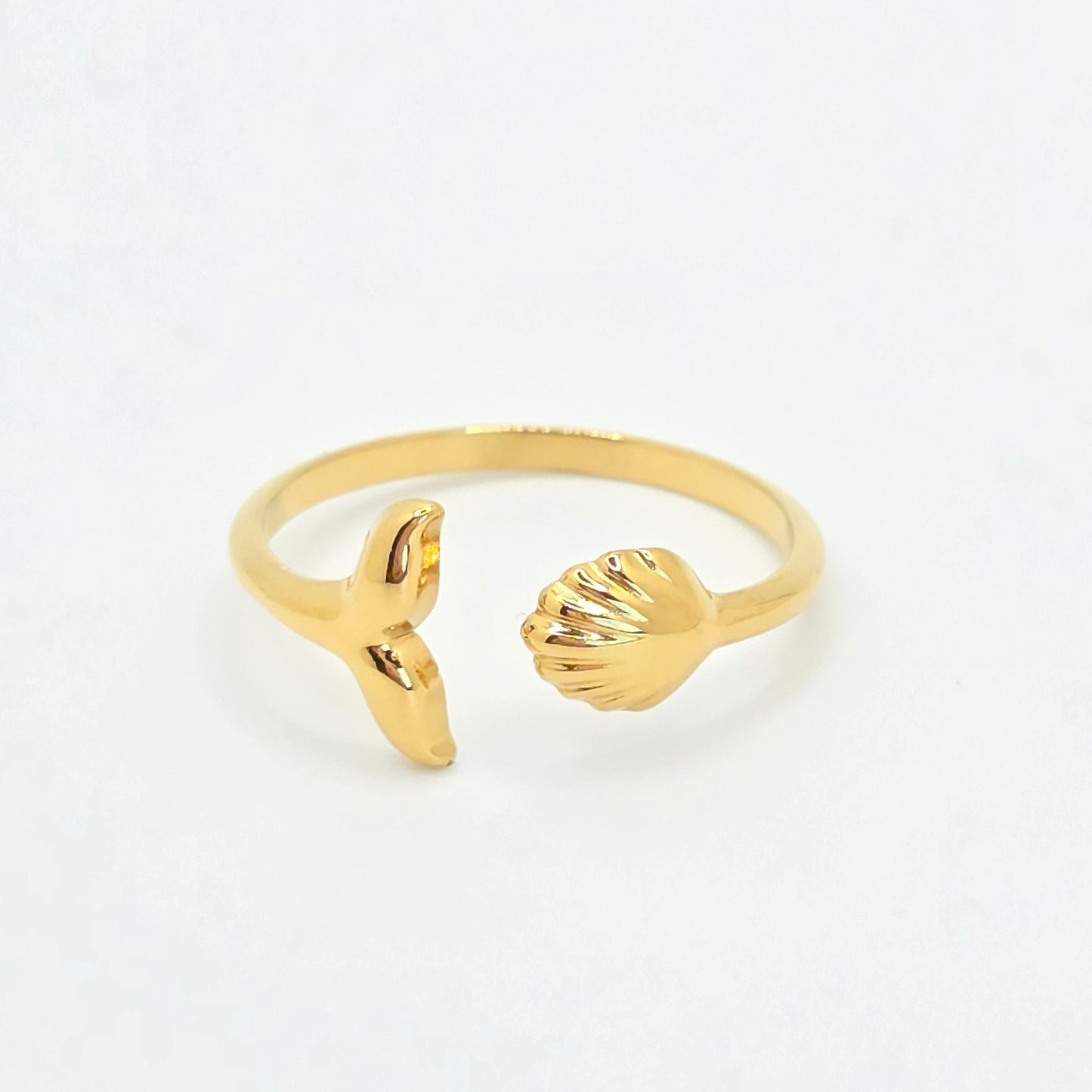 dainty gold shell tail ring beach jewelry