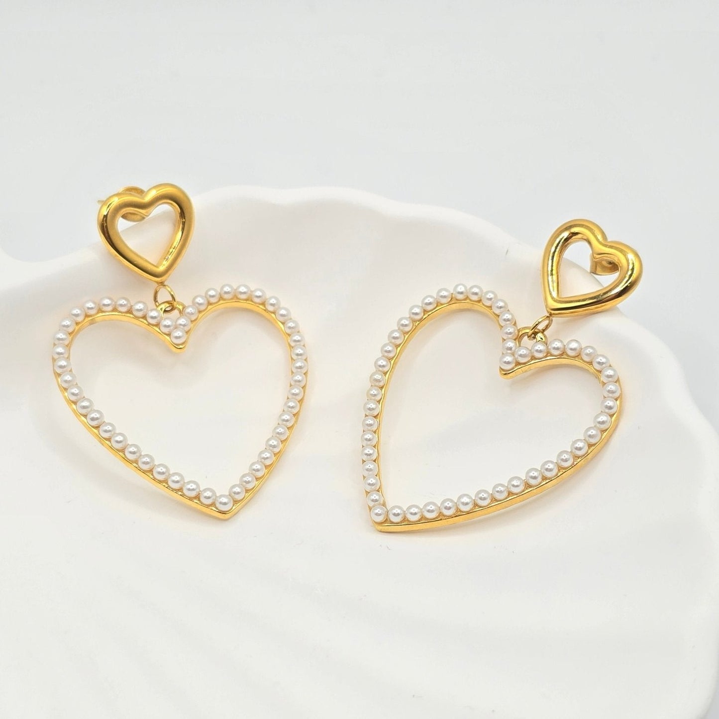 gold pearl heart earrings dainty waterproof