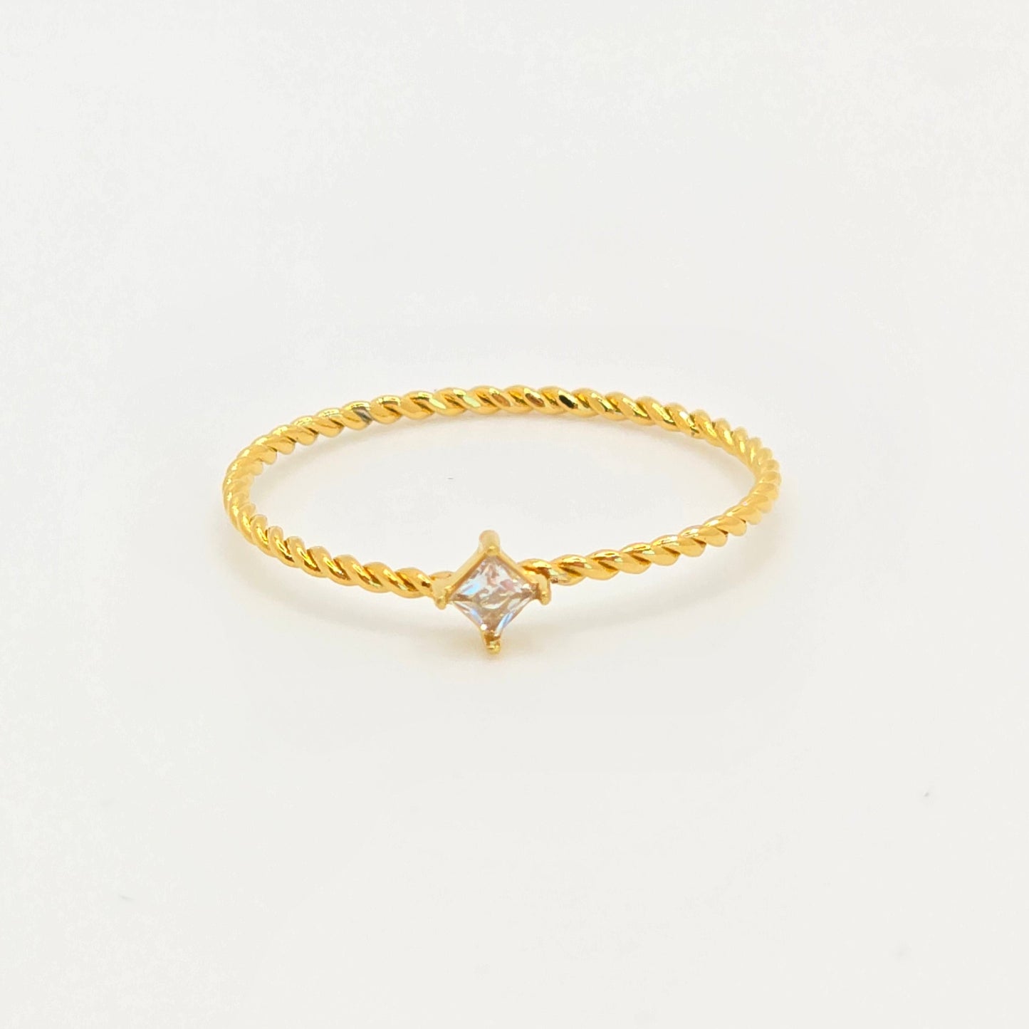 delicate dainty gold twist diamond princess ring