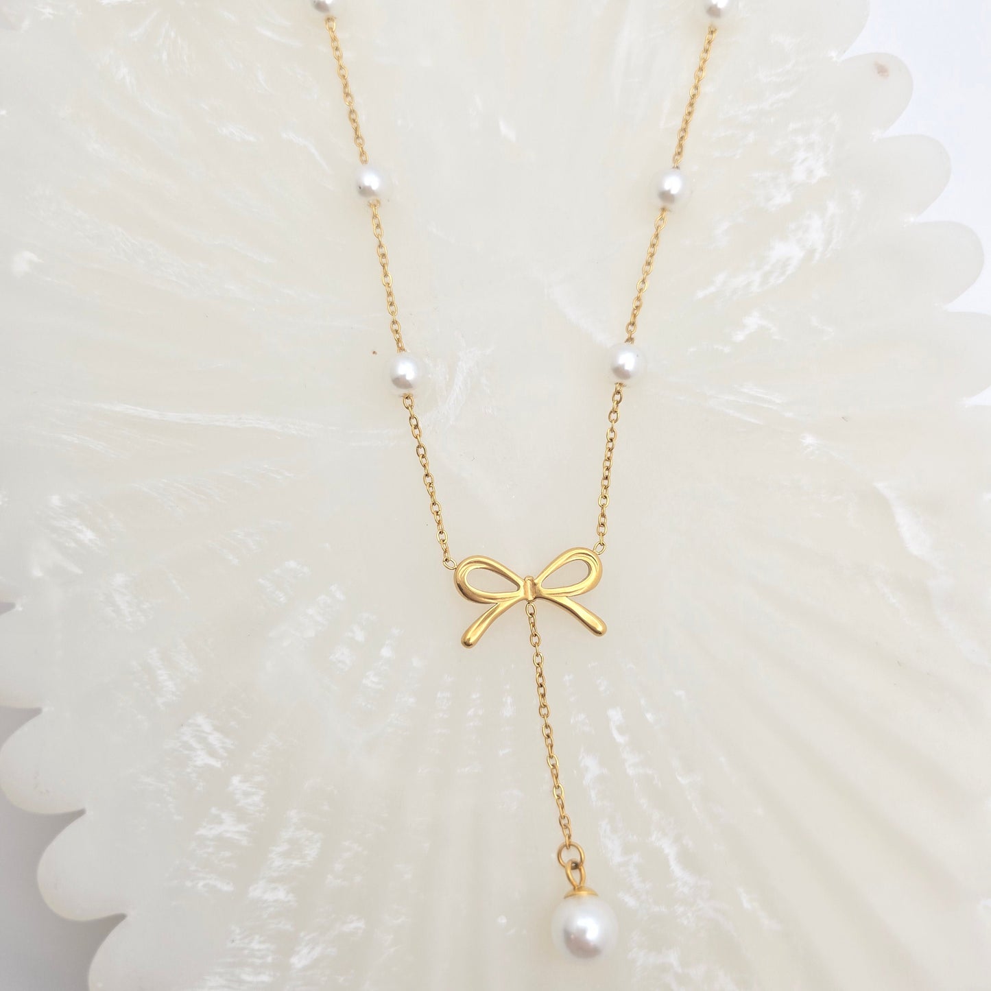 Bow Drop Pearl Lariat Necklace