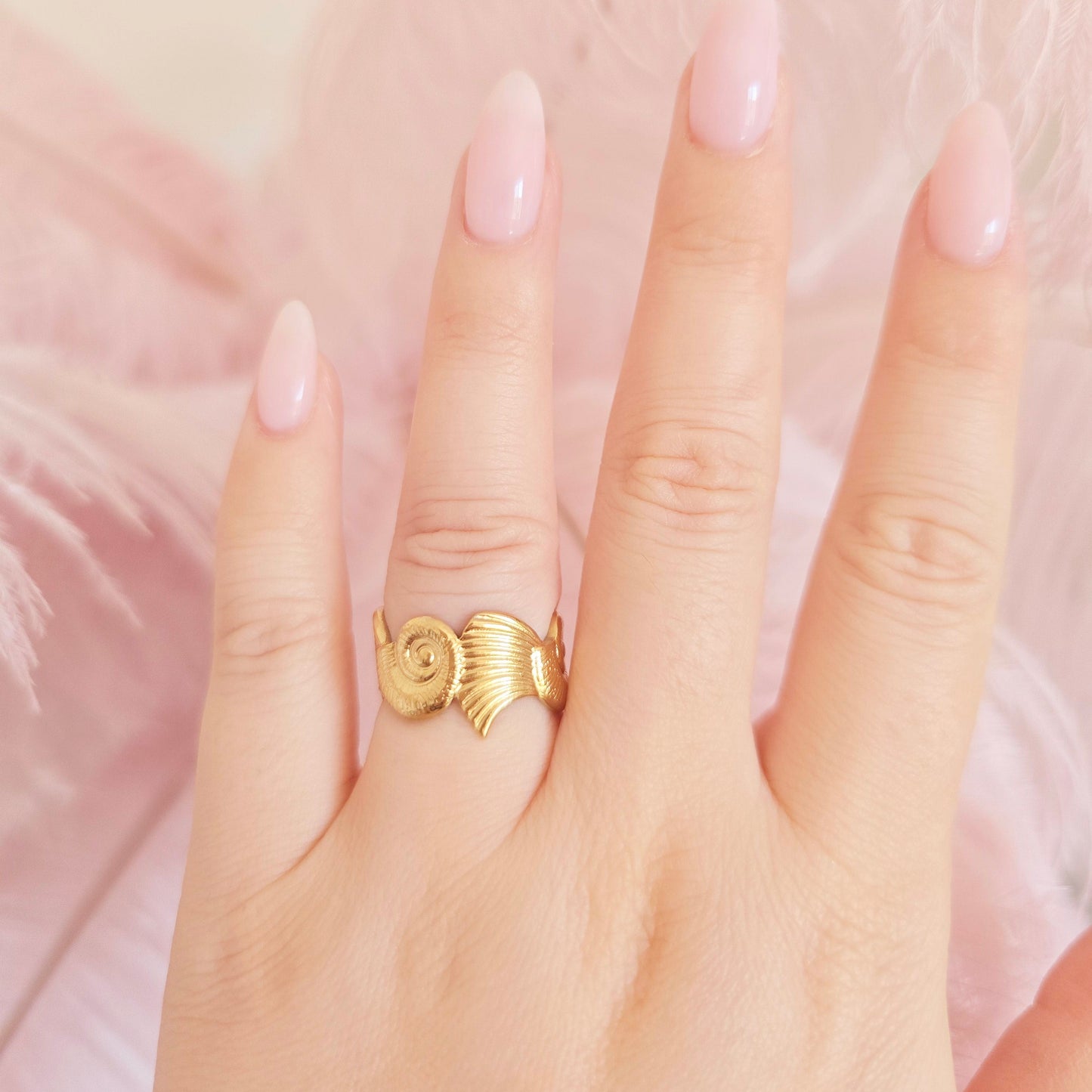 gold shells ring vacation summer jewelry