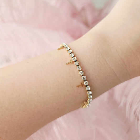 diamond tennis bracelet cross detail