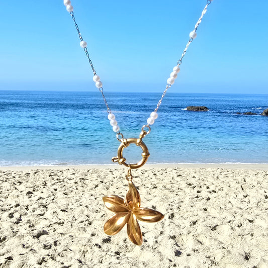 beautiful Hawaii hibiscus flower necklace on pearl chain waterproof statement