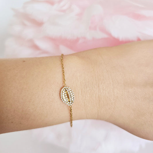 dainty gold waterproof shell bracelet 