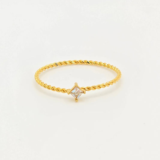 delicate dainty gold twist diamond princess ring