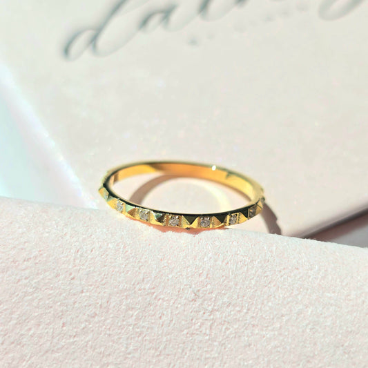 dainty gold tiny spike stackable ring