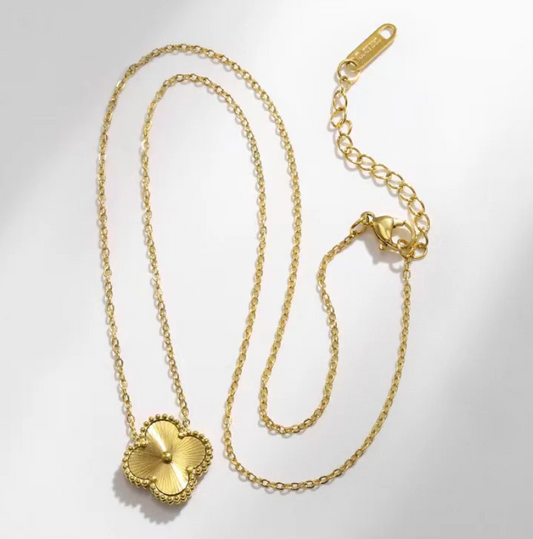 Chloe Clover Necklace