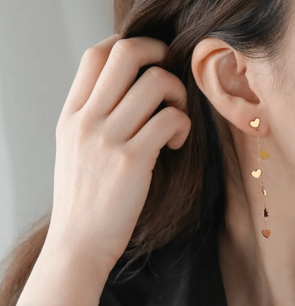 delicate mini gold hearts dangly earrings