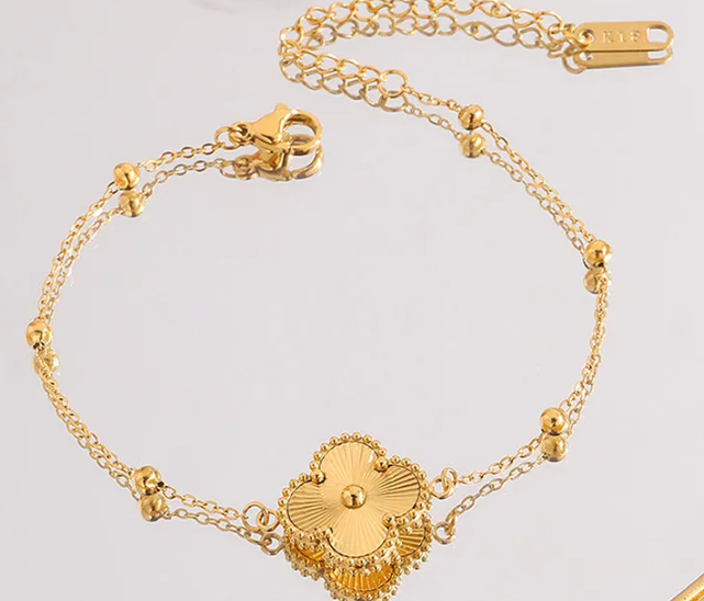 Chloe Clover Bracelet