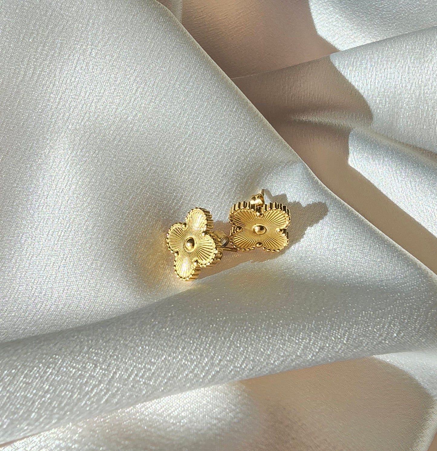 Chloe Clover Earrings