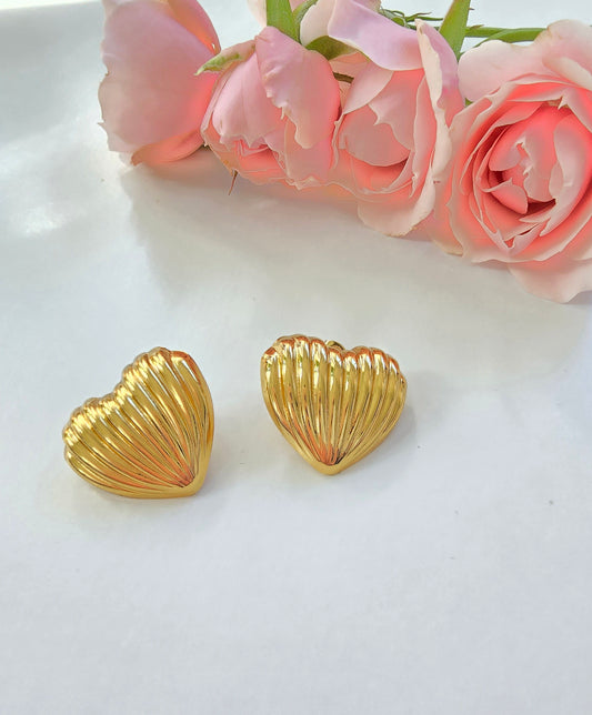 Daphne Heart Earrings